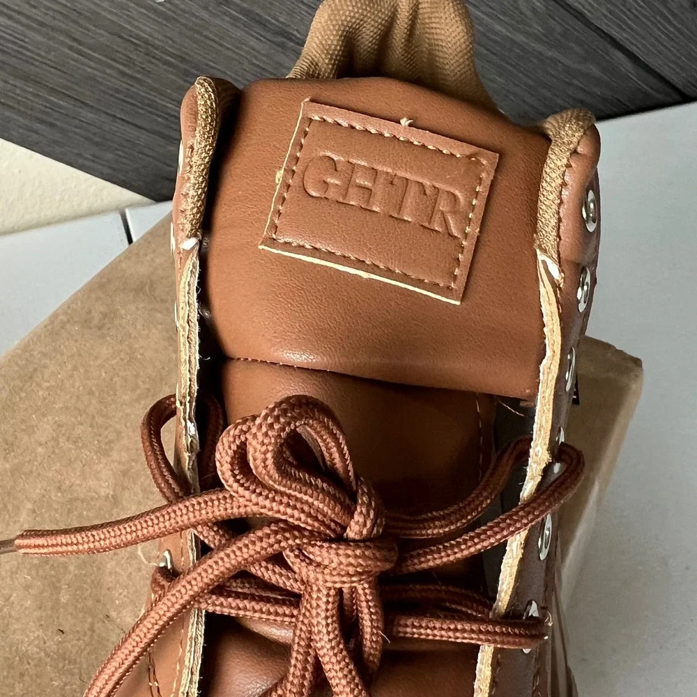 GHTR‎ Women's Platform Sneakers Brown Lace Up Chunky Sole Size 6 NWOT